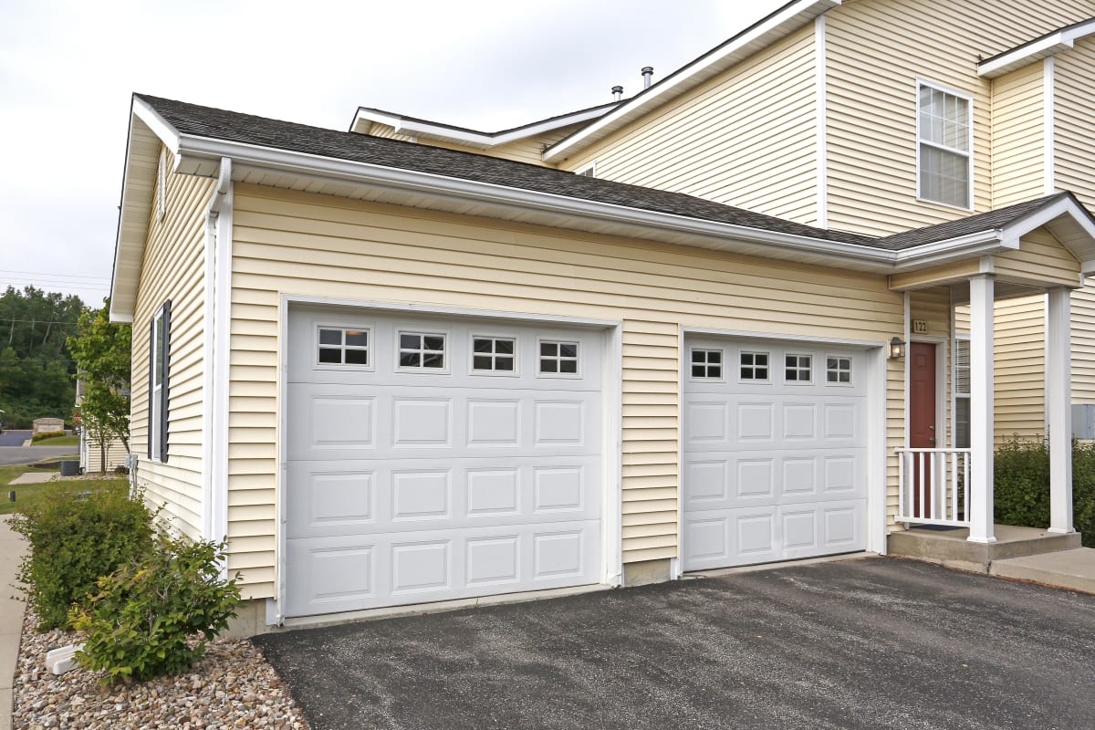 Photos and Video of Cascade Shores Townhomes + Flats in Rochester, MN